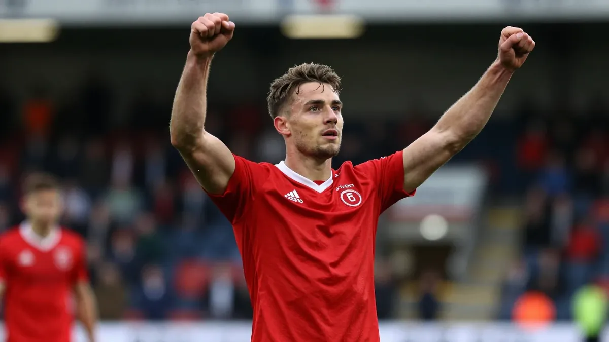 A report from Google details St Patrick's Athletic's second-place standing and the composition of their 37-player squad...