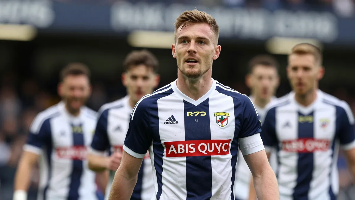 St Patrick's Athl. face Derry City in a key Premier Division clash